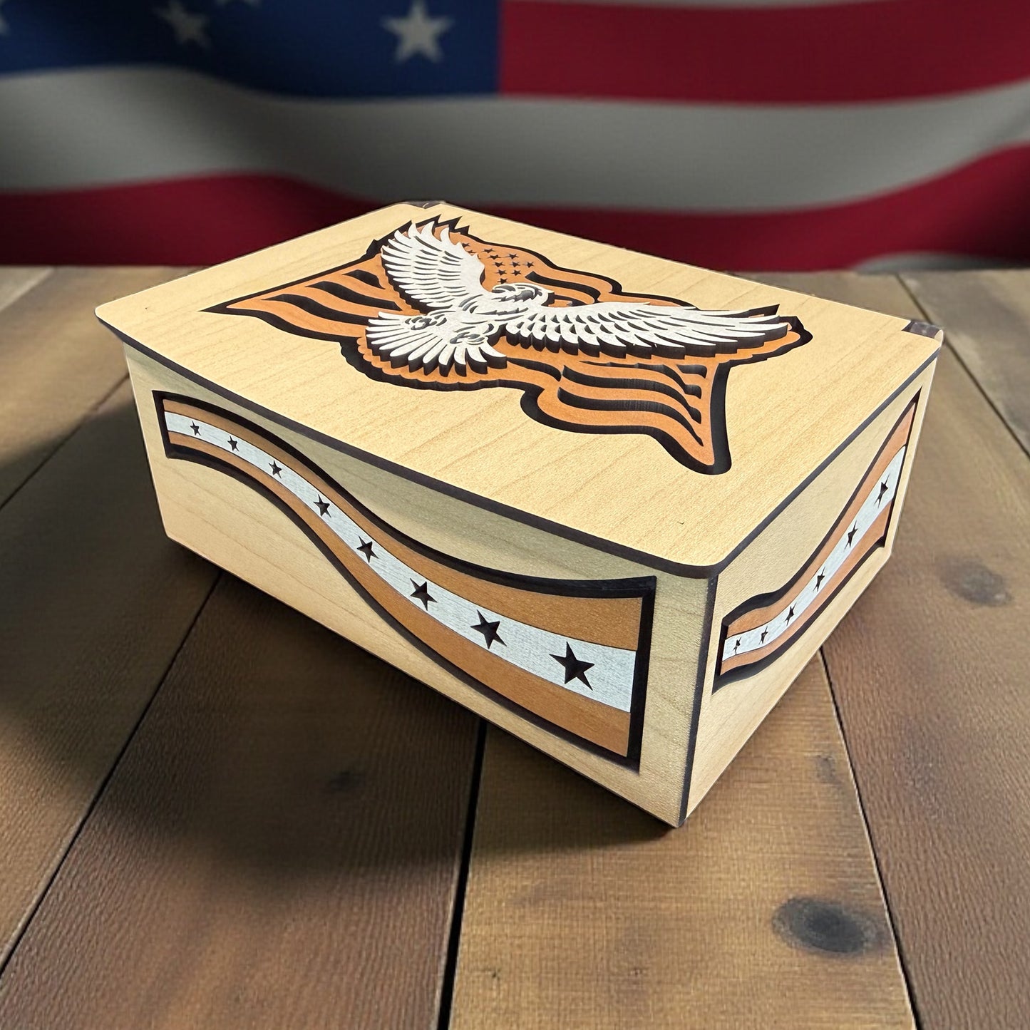 Patriotic Themed Short-hinged box